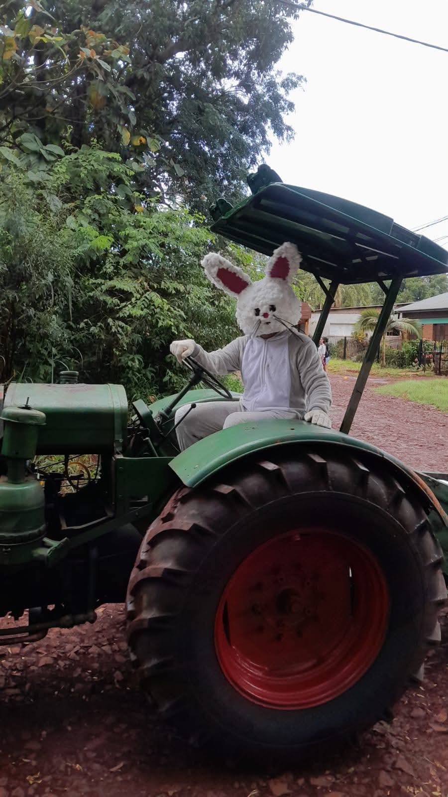Barrio Cristo Redentor: niños celebraron la Pascua con juegos y actividades 4
